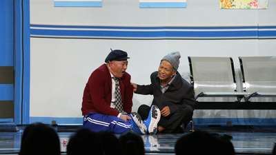 谁知道欢乐喜剧人宋小宝小品《看病》的背景音