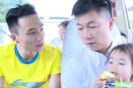 李小鹏奥莉杭州参加活动