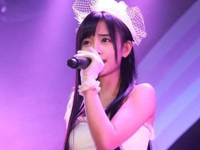 “4000年”美女翻唱热歌