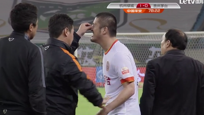 朴柱成意外受伤血染赛场 人和祸不单行用尽换人名额