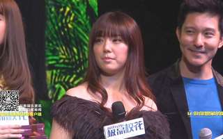 赵奕欢发福显双下巴 立威廉置豪车为女儿降生