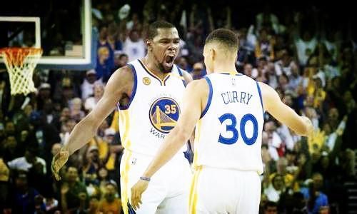金州勇士赛程更新 球队迎来关键背靠背对决 主场迎战西部劲旅客场挑战东部强队备受瞩目 新赛季战略布局逐渐明朗 库里带队冲击季后赛席位