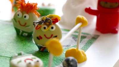 高接低挡左扑右堵 诺伊尔本赛季十大扑救