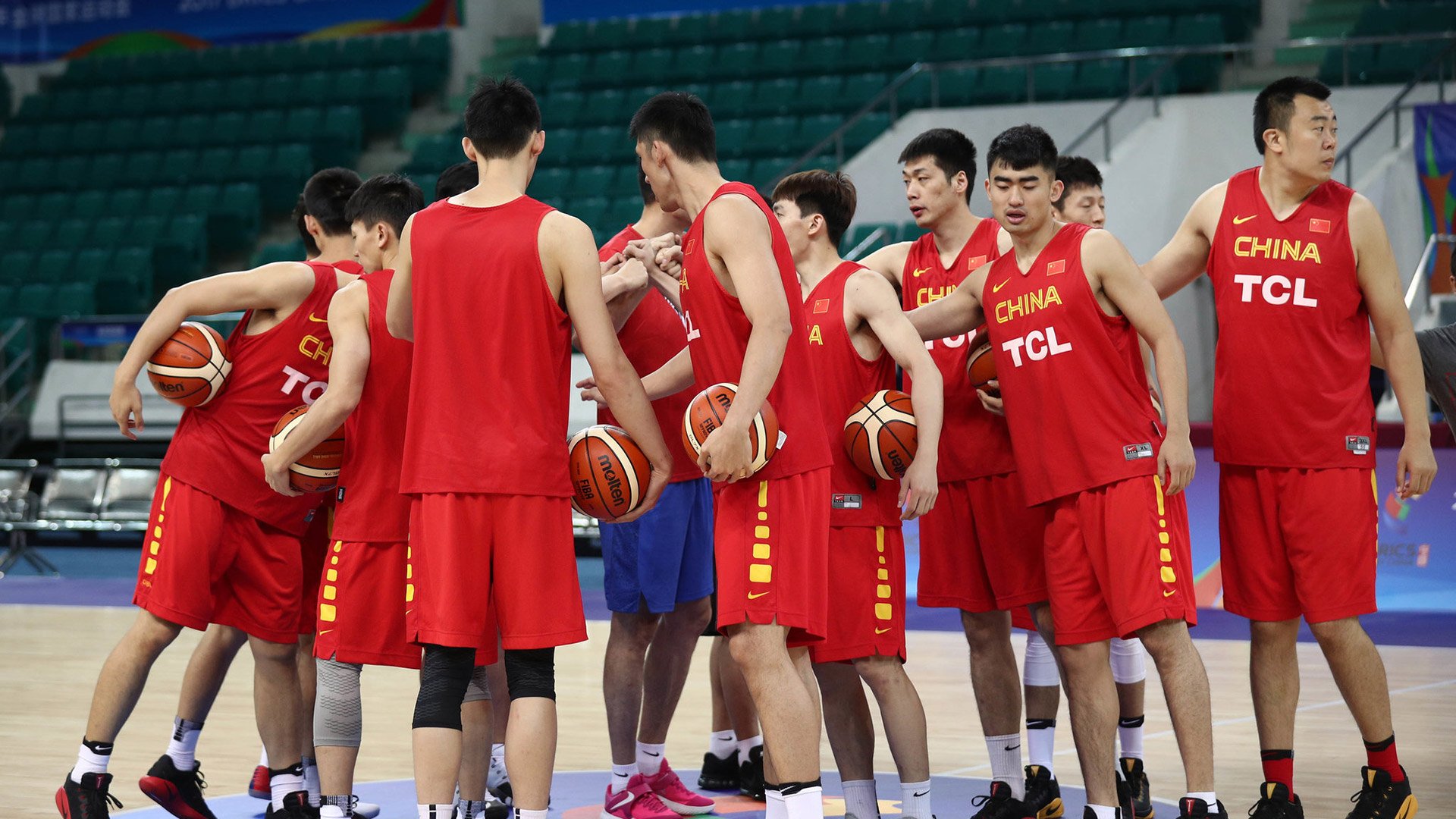 中澳男篮对抗赛17人名单出炉:郭艾伦李根强势