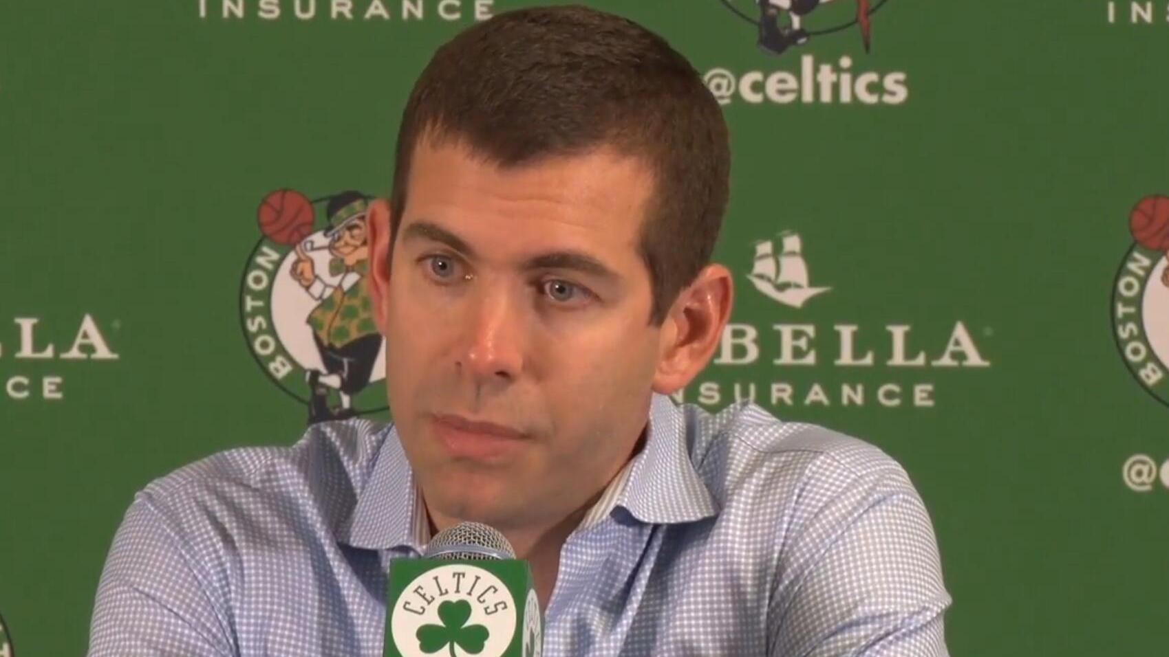 沃顿与中国大妈学打太极