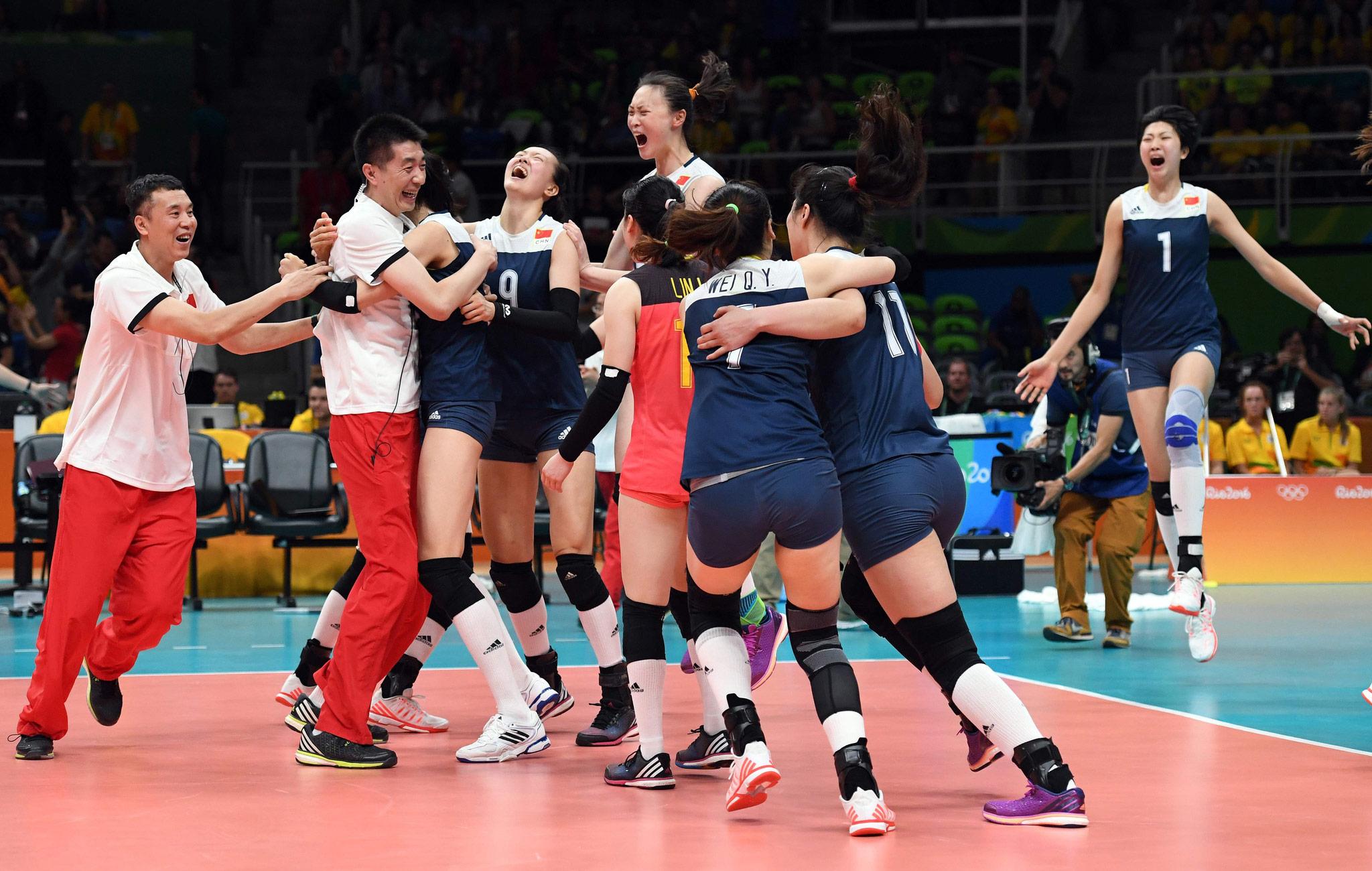 两种不同味道的眼泪 感受中巴女排之战的焦灼