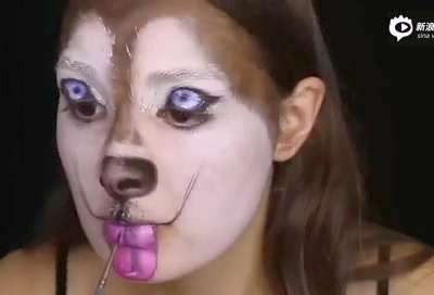 [视频]国外妹纸化哈士奇妆 应景七夕单身汪