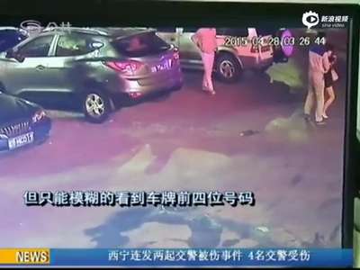 [视频]监拍女子深夜搭顺风车回家 被强拉车内抢劫强奸