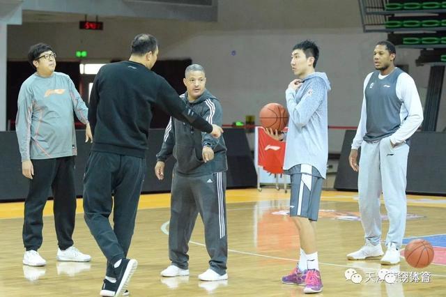 新技术顾问训练量大有激情,欧提兹为天津男篮