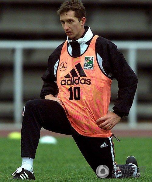 老球迷都懂!回顾史上最弱德国:巴拉克还青涩