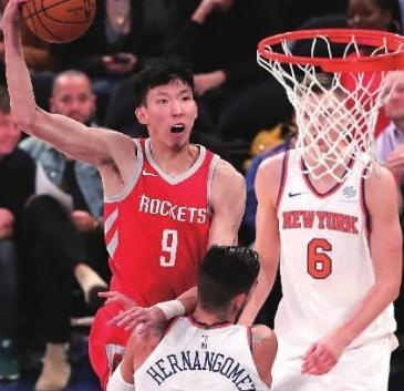 火箭战雄鹿,卡佩拉伤缺内内不打,苏群杨毅:周琦