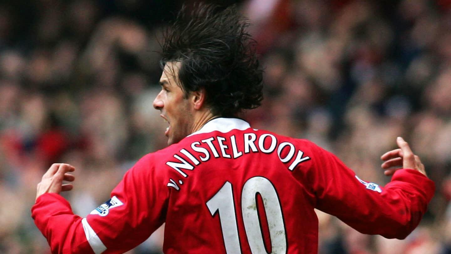 Kembali Ke Old Trafford, Ruud Van Nistelrooy Cetak Gol Untuk Manchester ...