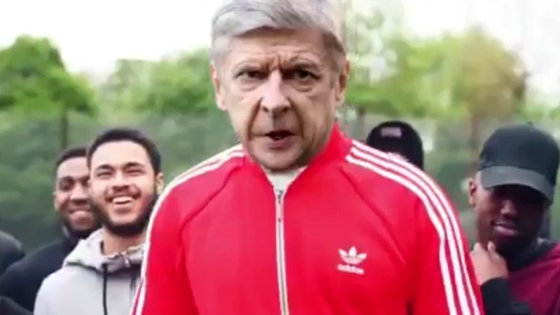 揭秘足总杯历史纪录 詹俊现场科普英超冷知识