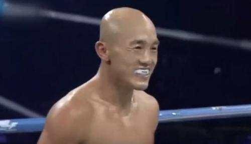 西提猜怒了!一龙金钟罩铁布衫失灵 他只是一个