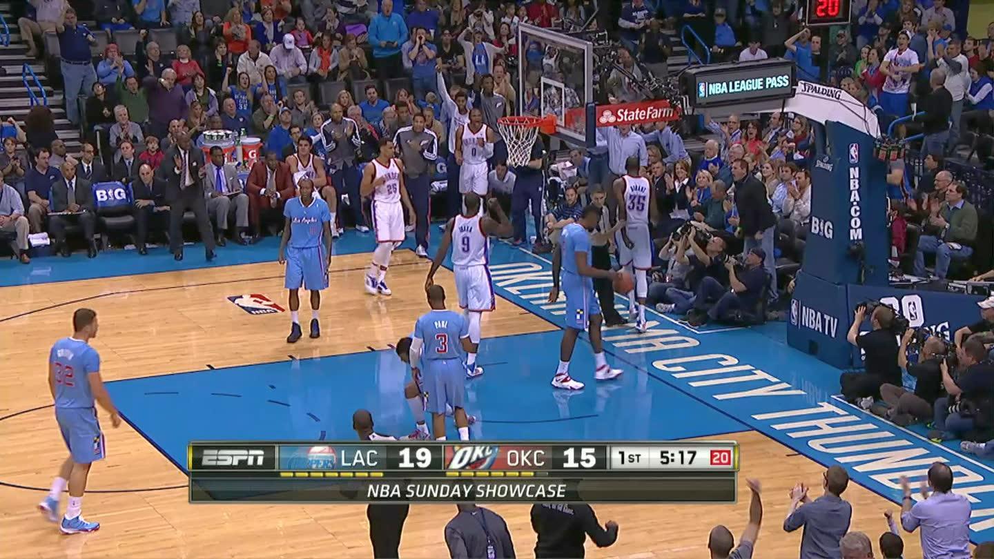 NBA-24日十佳球 本内特超残暴隔扣托马罗逆天