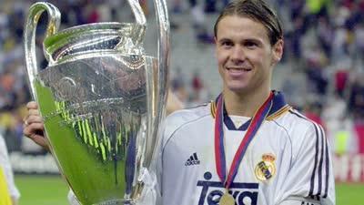 优雅大师经典助攻!雷东多脚后跟过人助劳尔破