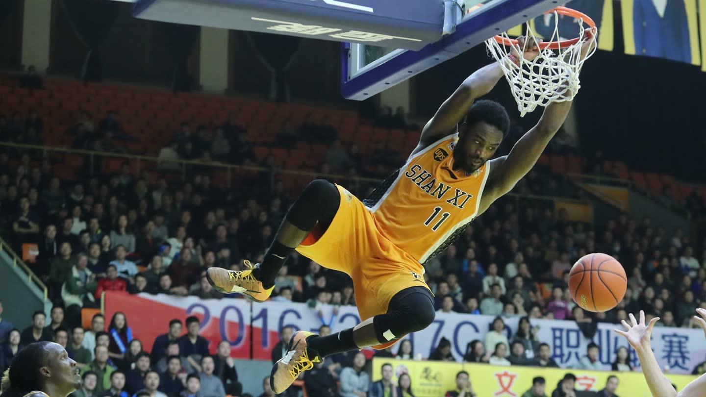 CBA第11轮十佳球 李根逆天压哨富兰克林隔扣