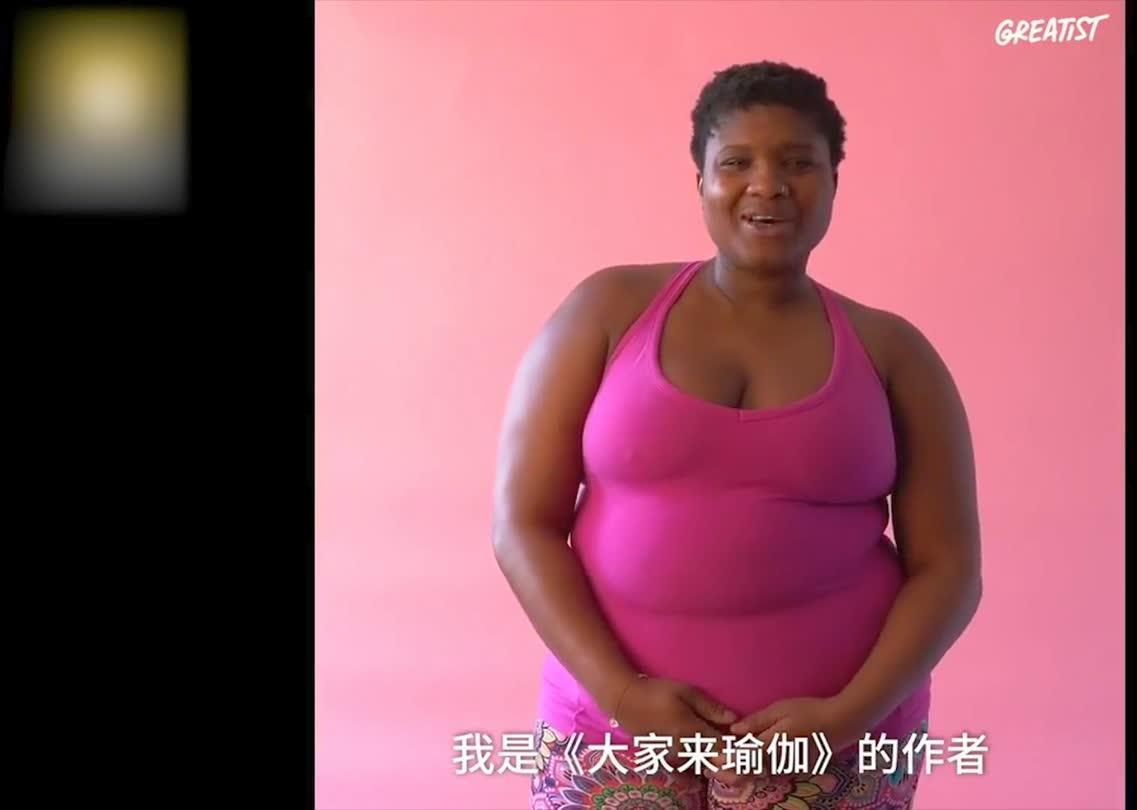 本想和宠物一起做瑜伽 奈何我家狗子老是想上我