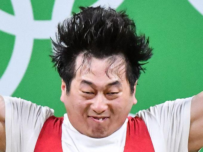 来啊互相伤害吧 举重赐予你力量也赐予你一张