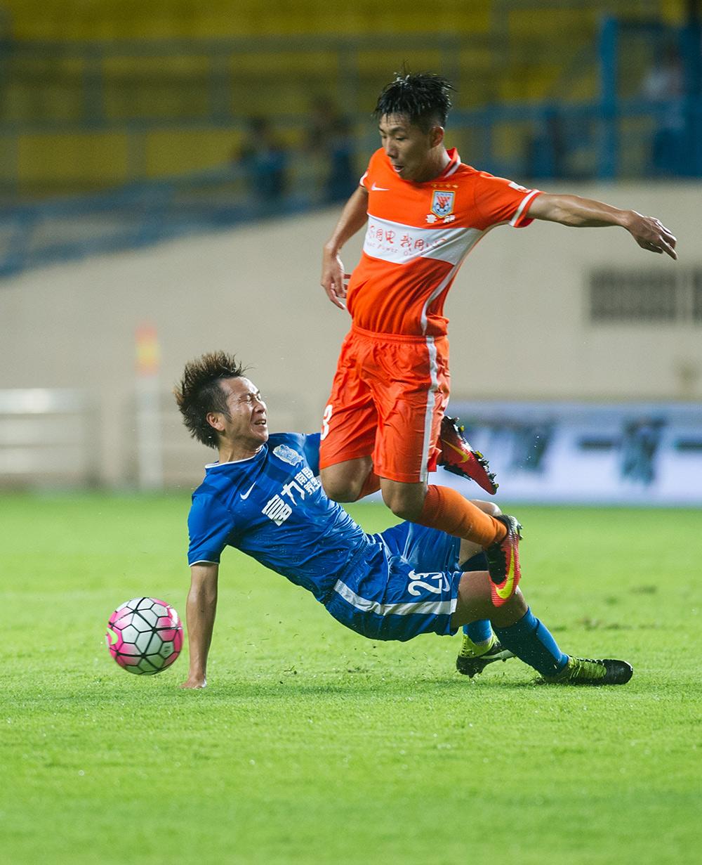 [高清图集]中超第22轮:广州富力vs山东鲁能-乐