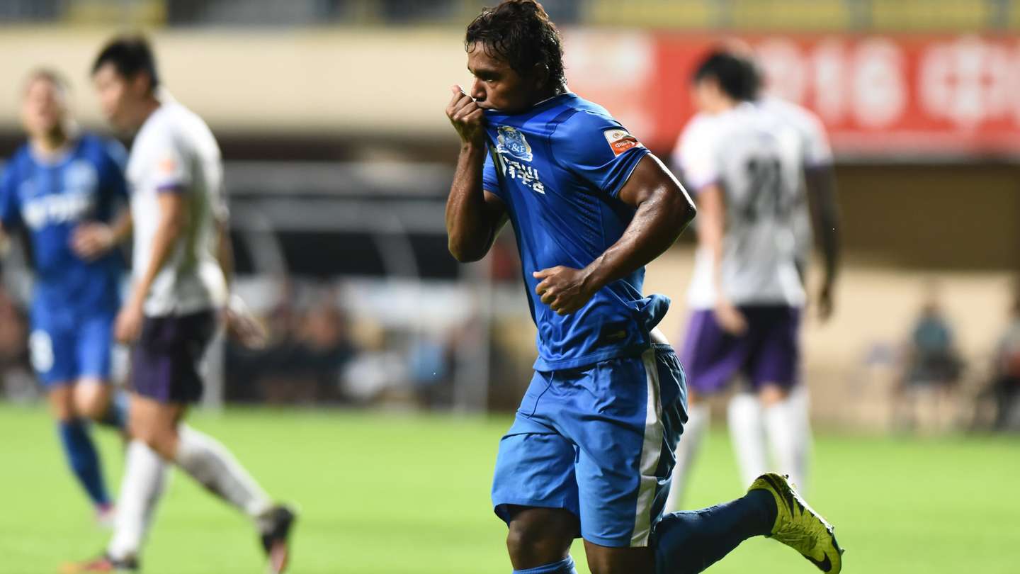 【天下足球】华彩2015:世界足坛百大进球-最新