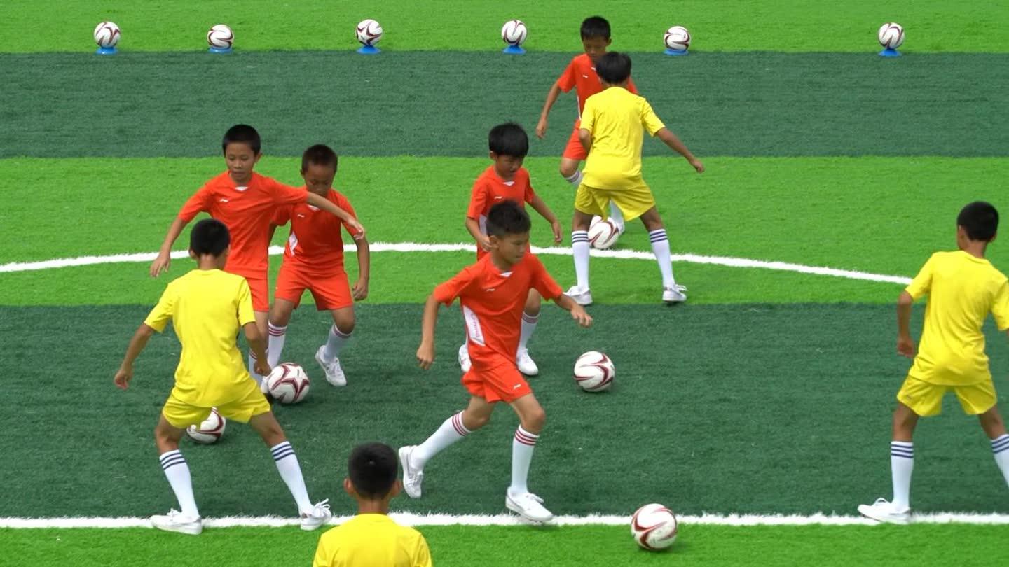 《校园趣味足球》游戏教程 第八期之穿越封锁