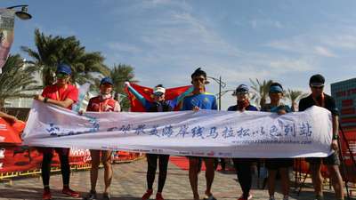 喀麦隆两米高铁血战士 称霸UFC擂台-乐视体