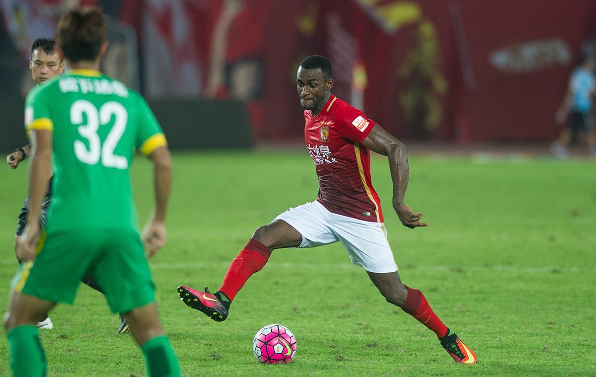 [高清图集]中超第23轮:广州恒大vs杭州绿城