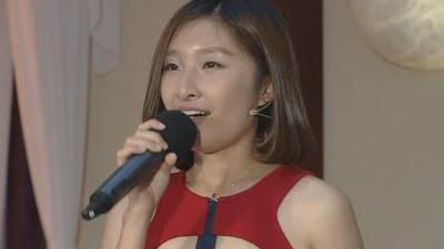 好评书记员小崔现场飙英文歌美女获董路歌声美女屄的把掰开图片