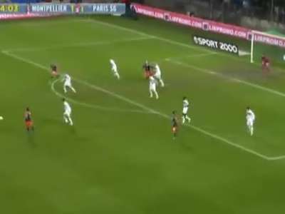 比尔哈达故意手球被罚下 双方10人对10人