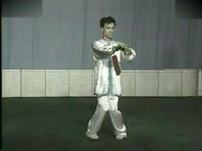 陈思坦[32式太极剑]慢速带口令背向示范._NDc