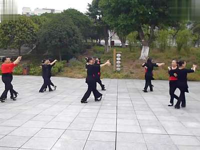 双人舞中三步格三花开