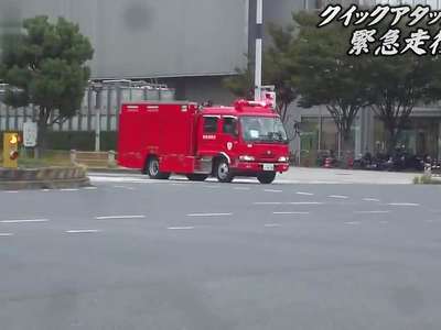 日本消防摩托车+消防车出警